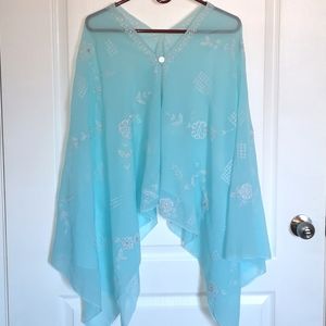 Abercrombie & Fitch OS Cape/Poncho Floral